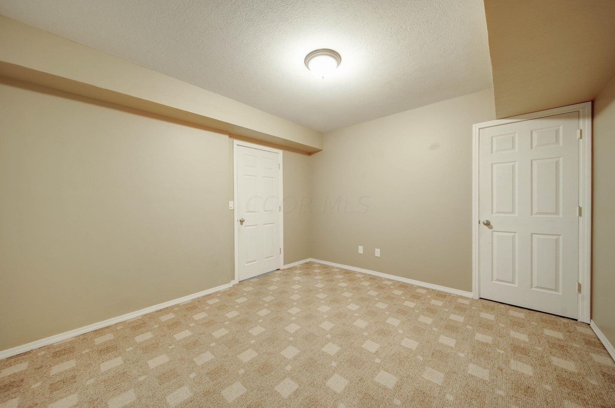 1187 Sanctuary Pl, Columbus OH 43230-8491 exterior