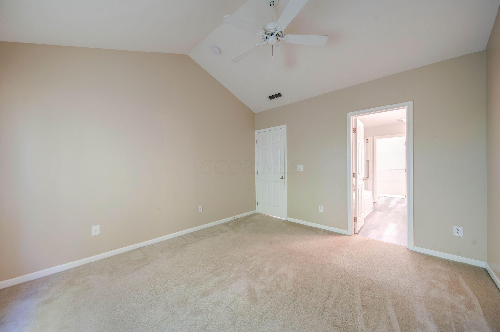 1187 Sanctuary Pl, Columbus OH 43230-8491 exterior