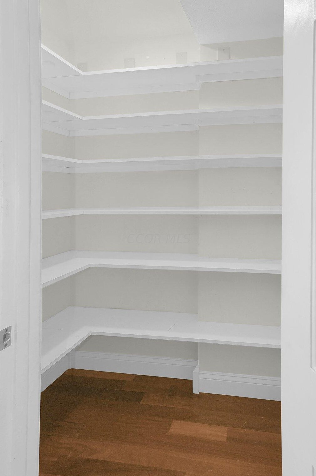 1340 Clubview Blvd, Columbus OH  43235-1273 exterior