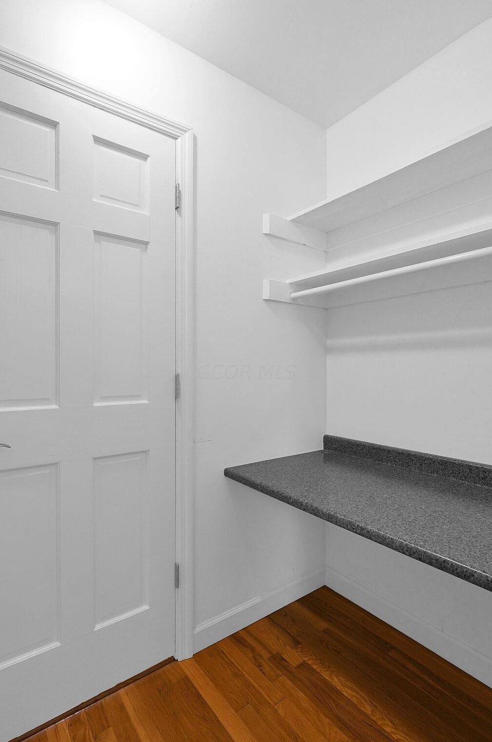 1340 Clubview Blvd, Columbus OH  43235-1273 exterior