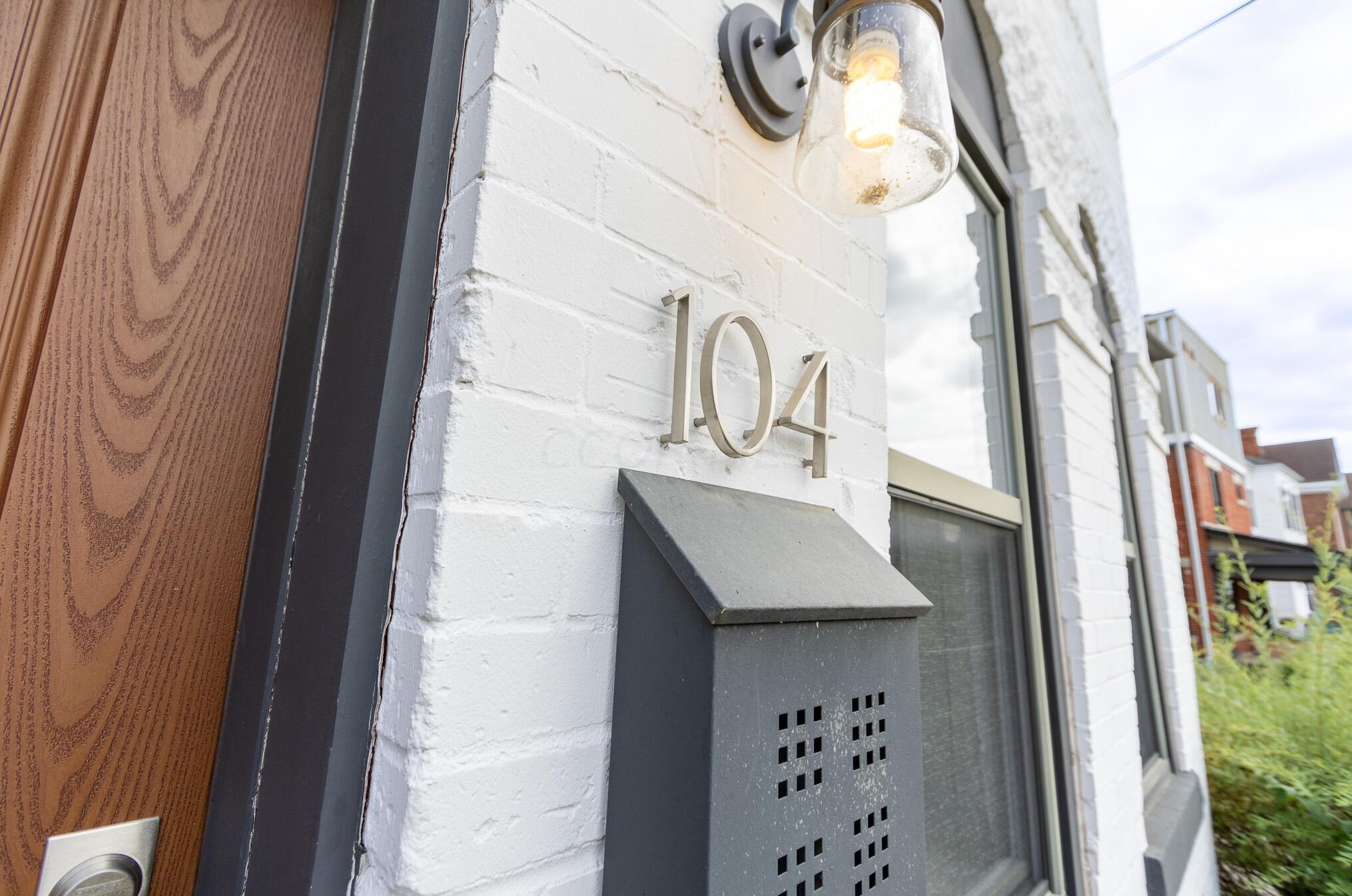 104 21, Columbus OH 43203-1552 exterior