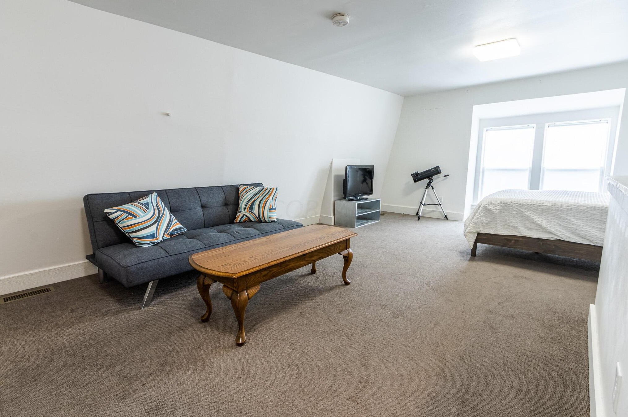 104 21, Columbus OH 43203-1552 exterior