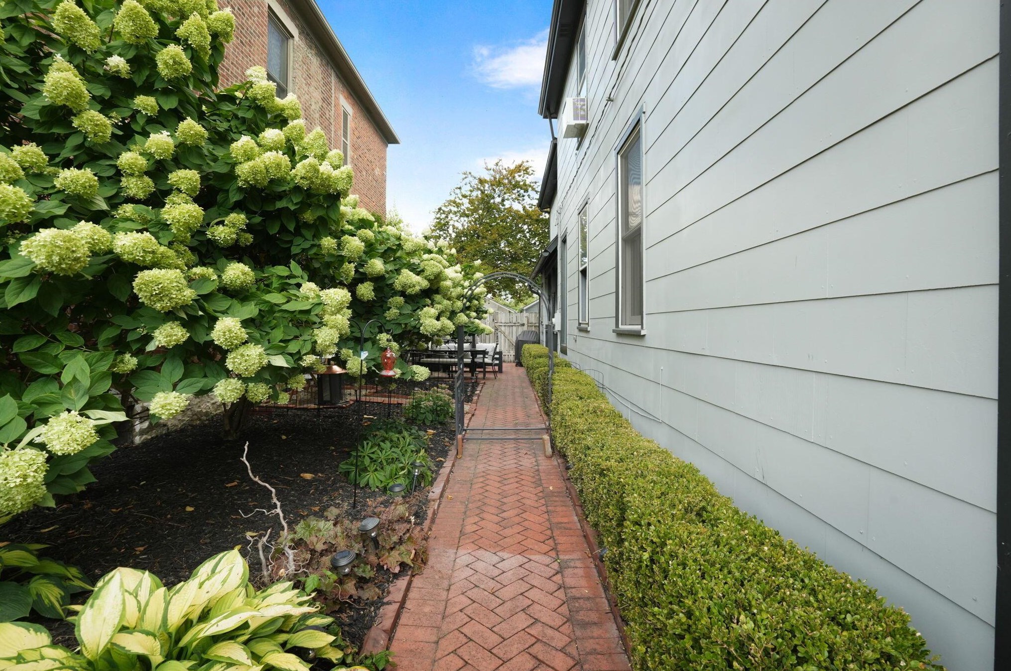 637 5th St, Columbus OH  43206-1268 exterior