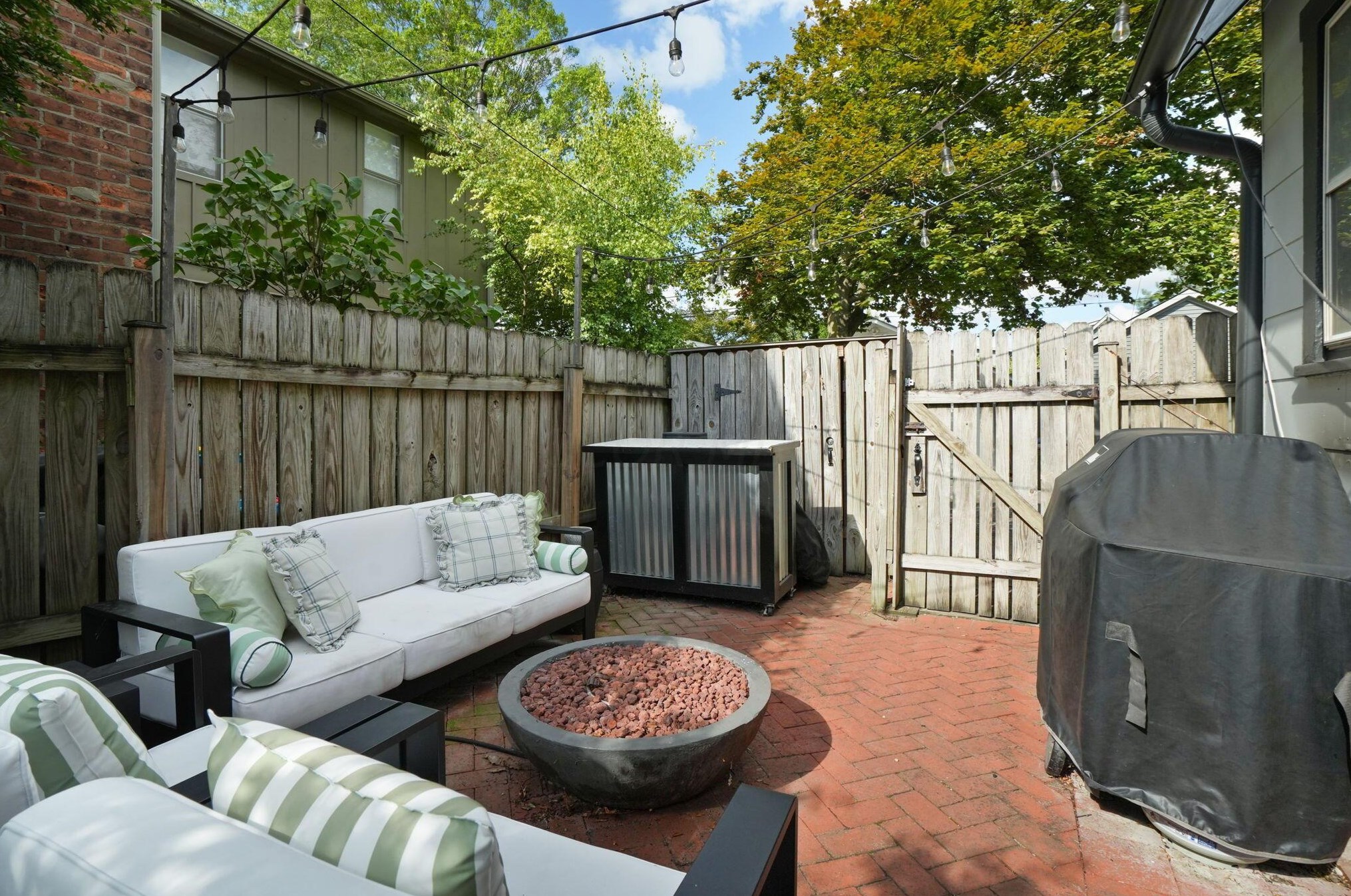 637 5th St, Columbus OH  43206-1268 exterior