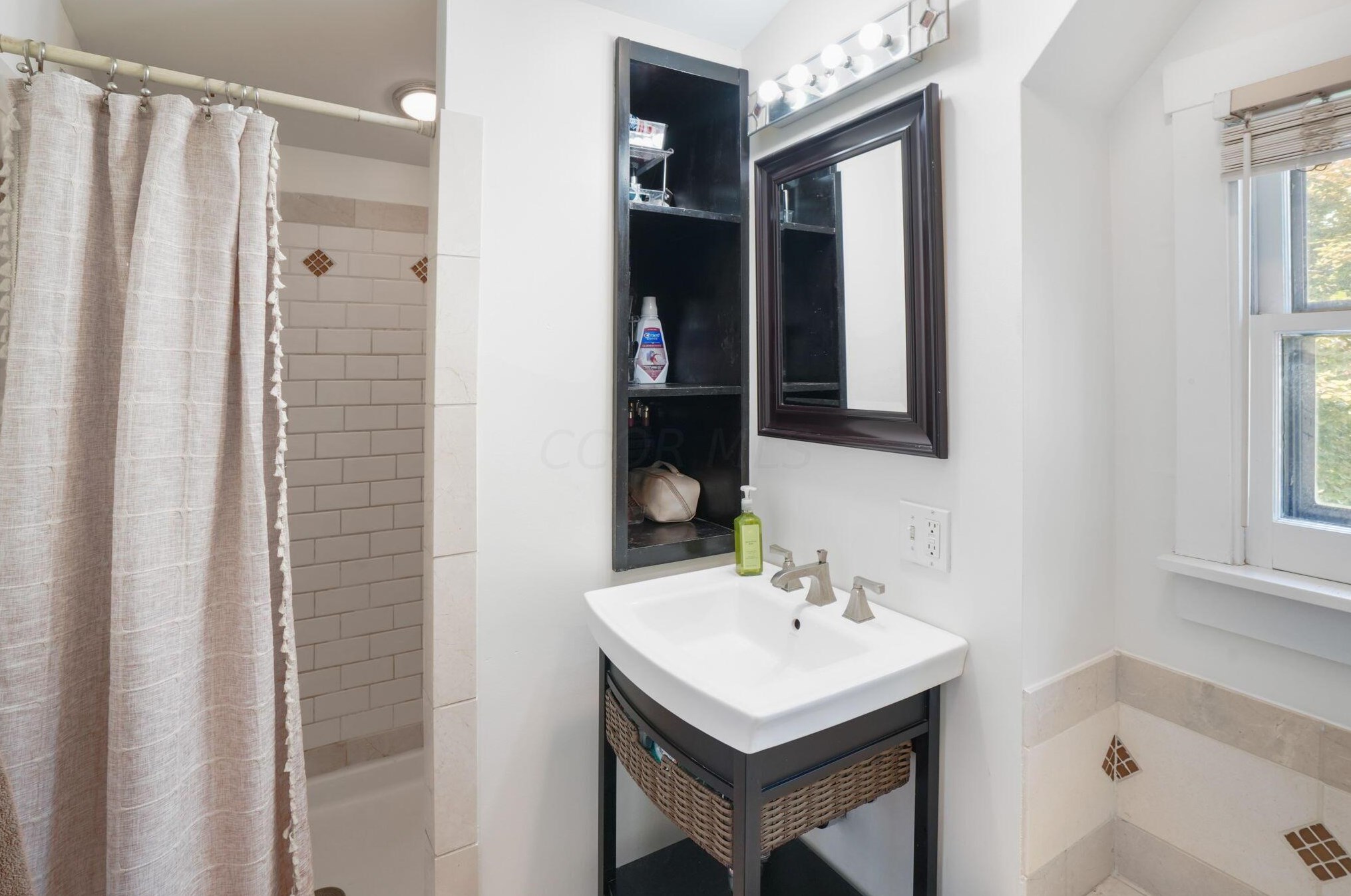 637 5th St, Columbus OH  43206-1268 exterior