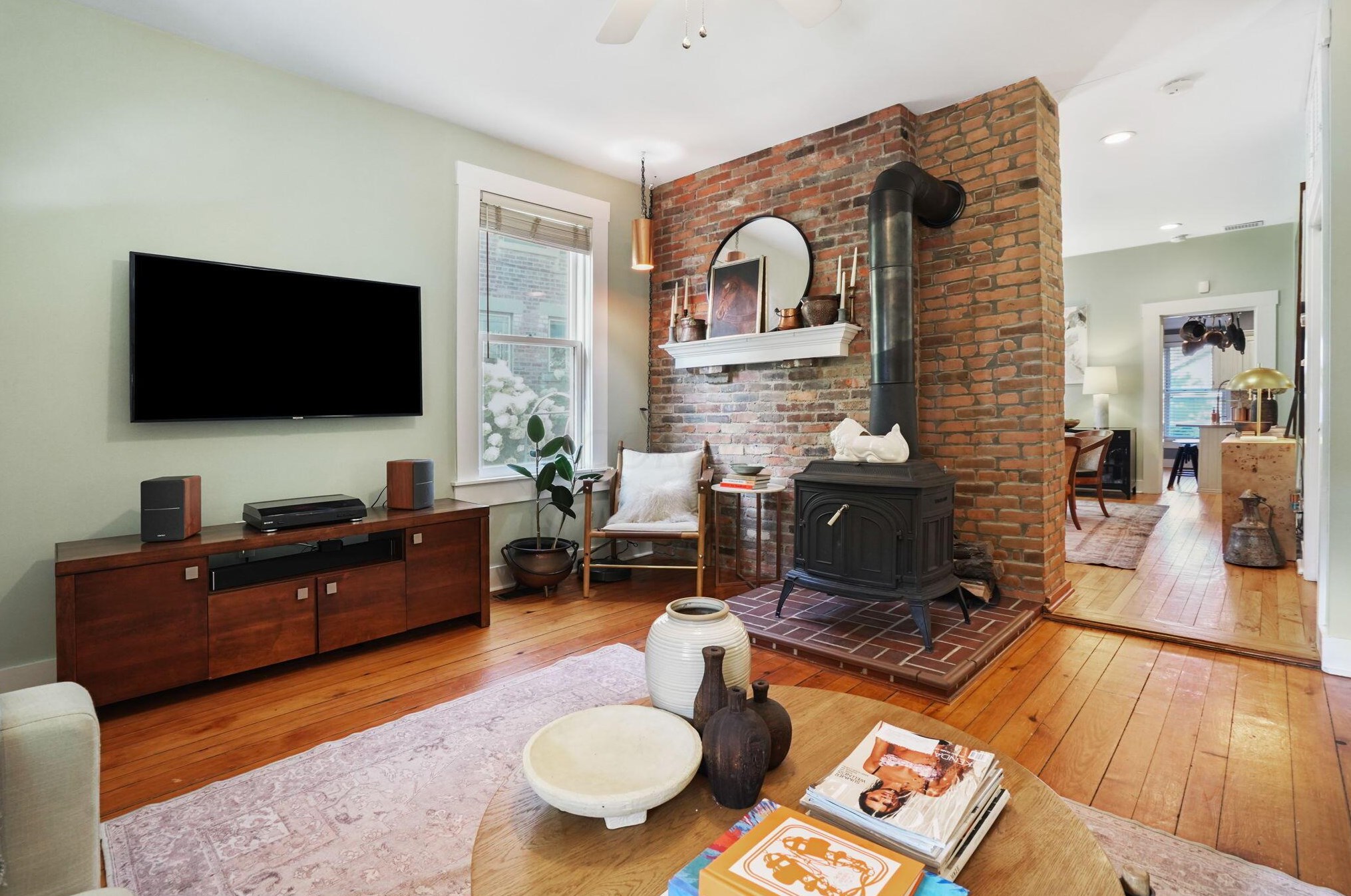 637 5th St, Columbus OH  43206-1268 exterior