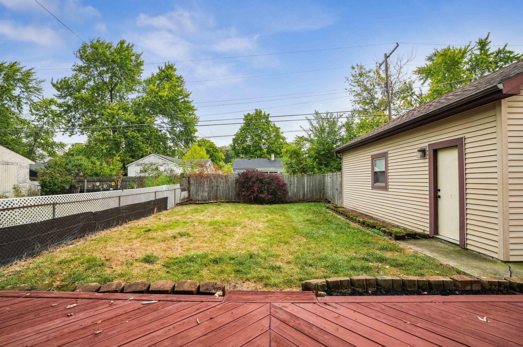 1008 Strimple Ave, Columbus OH 43229-5047 exterior