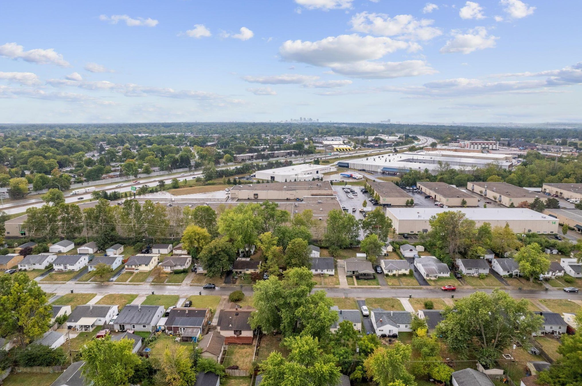 1008 Strimple Ave, Columbus OH 43229-5047 exterior