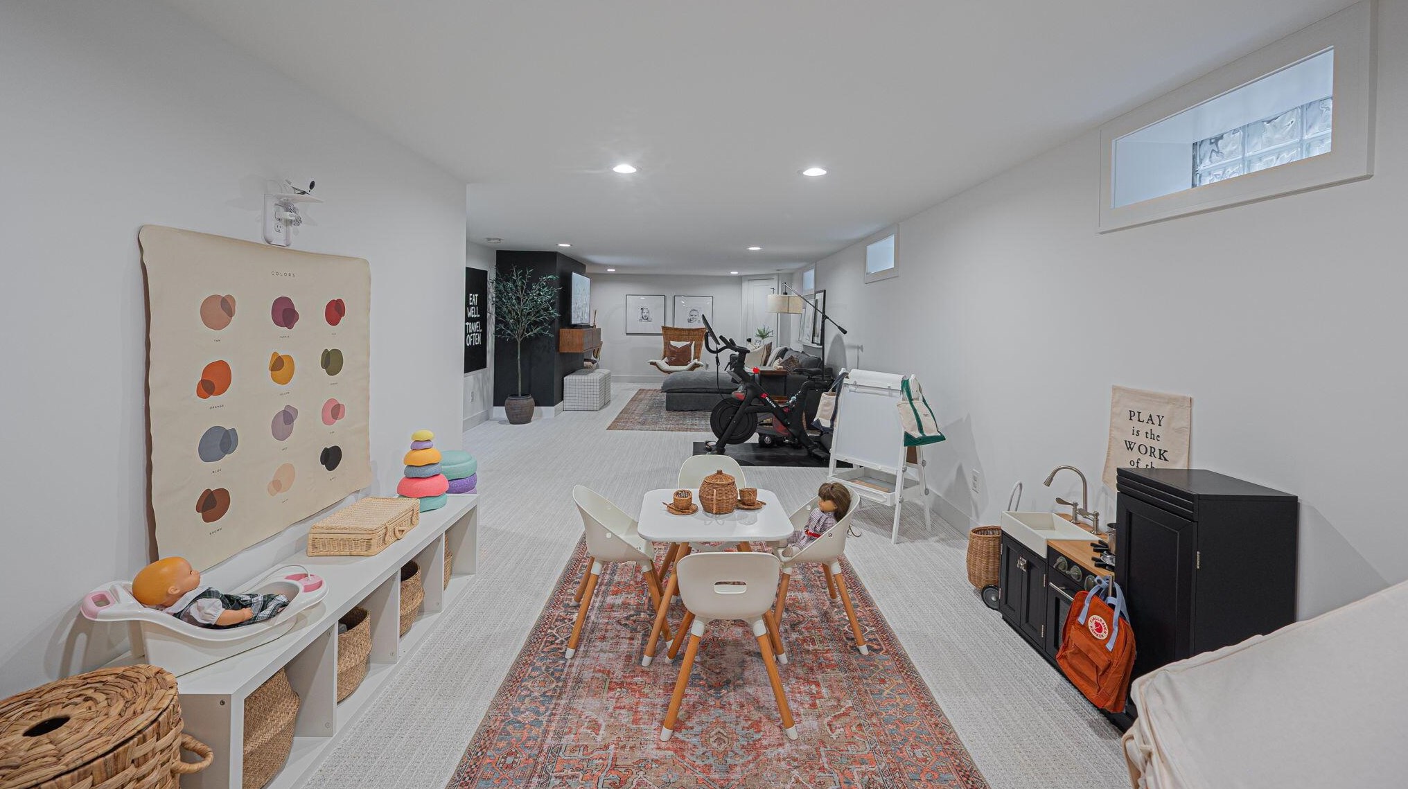 221 Roosevelt Ave, Columbus OH 43209-1160 exterior