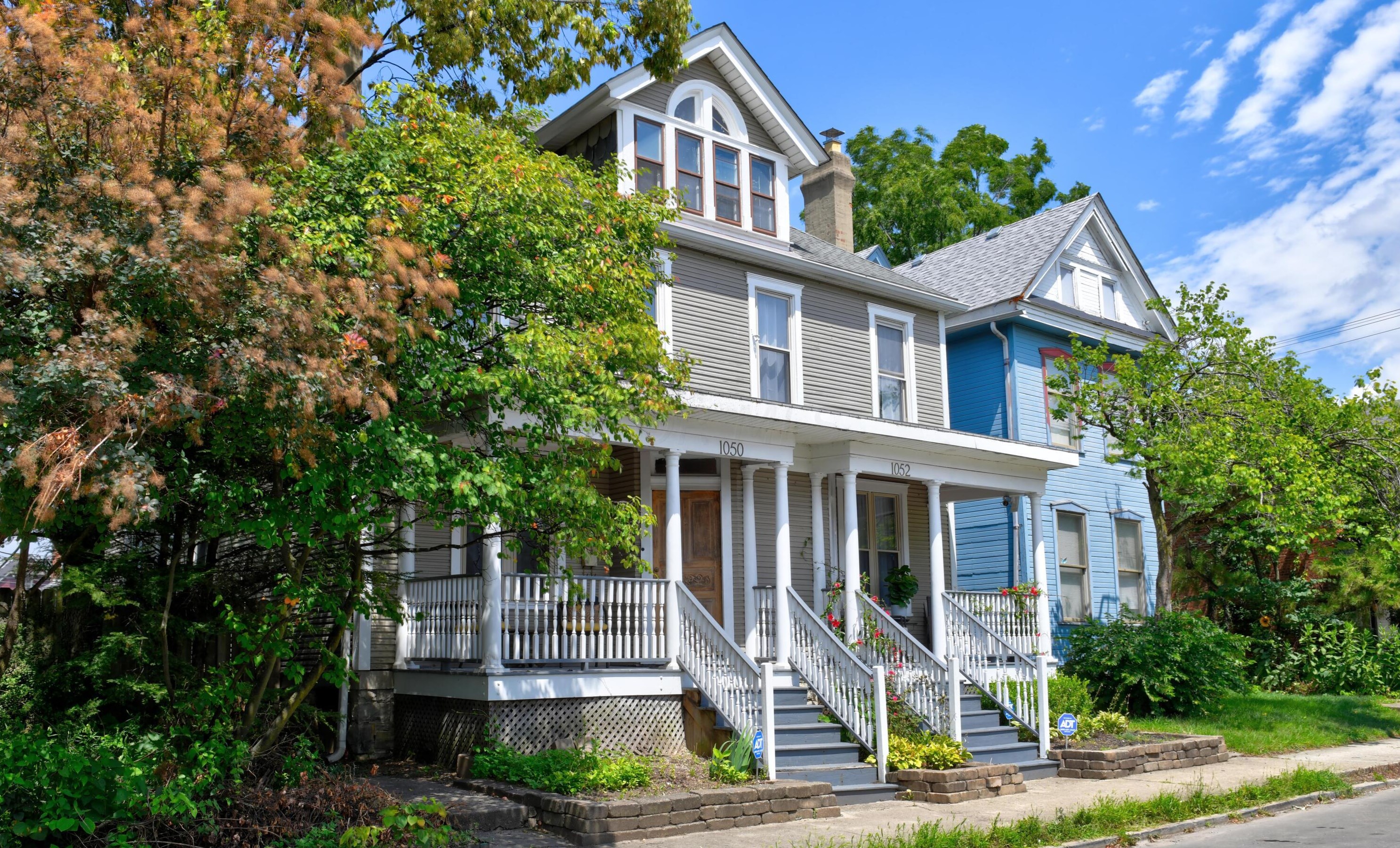 1050 Oak St, Columbus OH  43205-1255 exterior