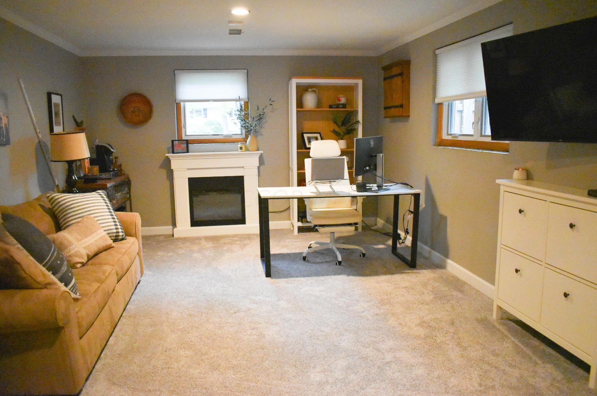 1411 Zollinger Rd, Columbus OH 43221-2944 exterior