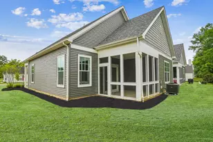 6052 Naughten Pond Dr, Columbus, OH 43213 - Photo 15