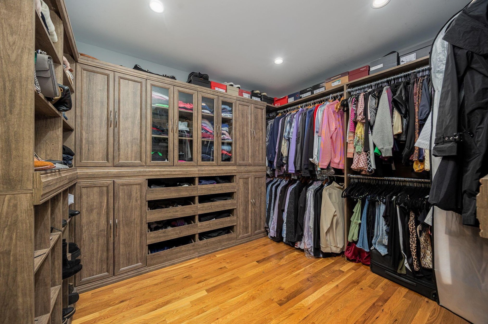 204 Remington Rd, Columbus OH 43209-2461 exterior