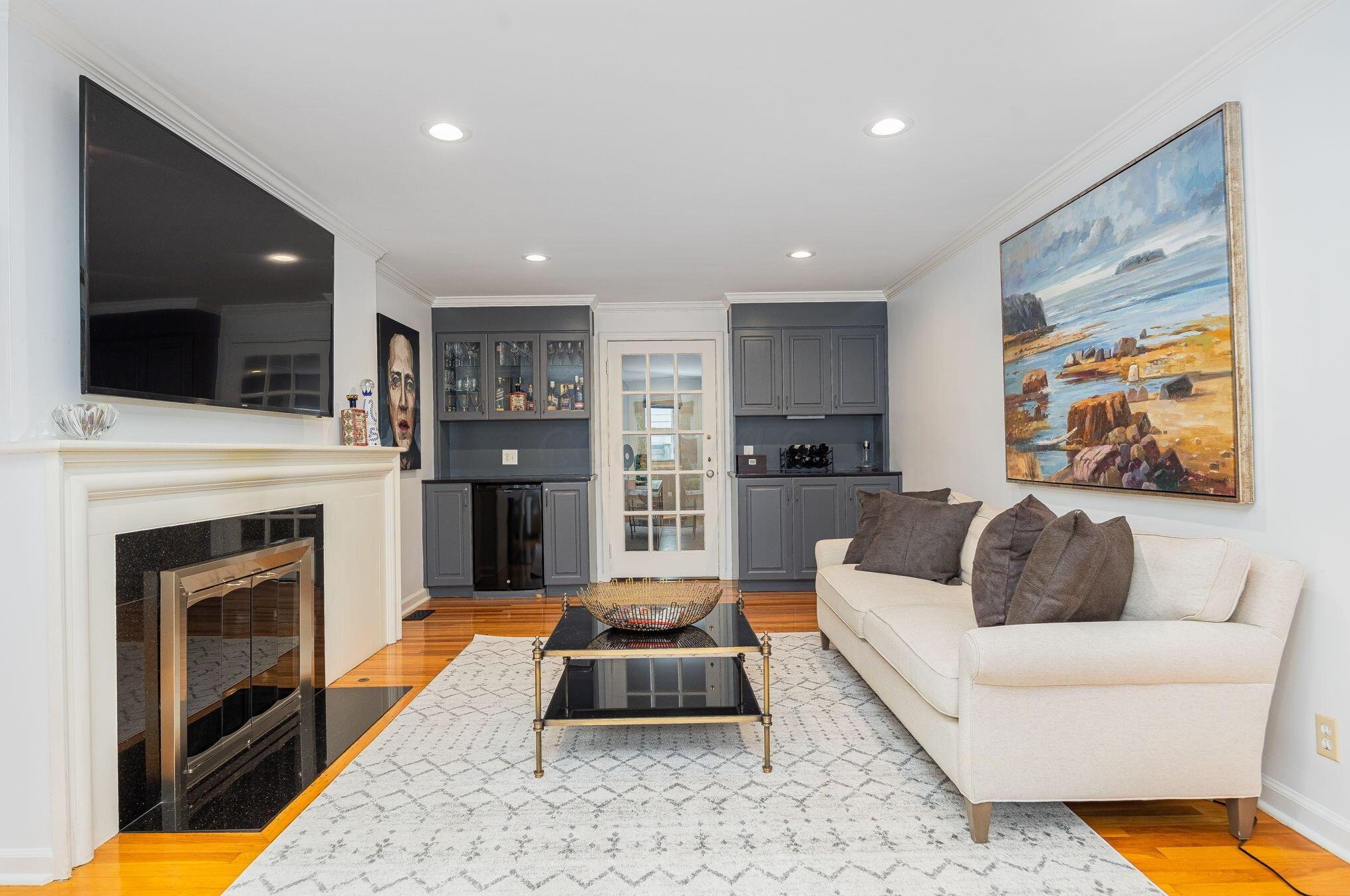 204 Remington Rd, Columbus OH 43209-2461 exterior