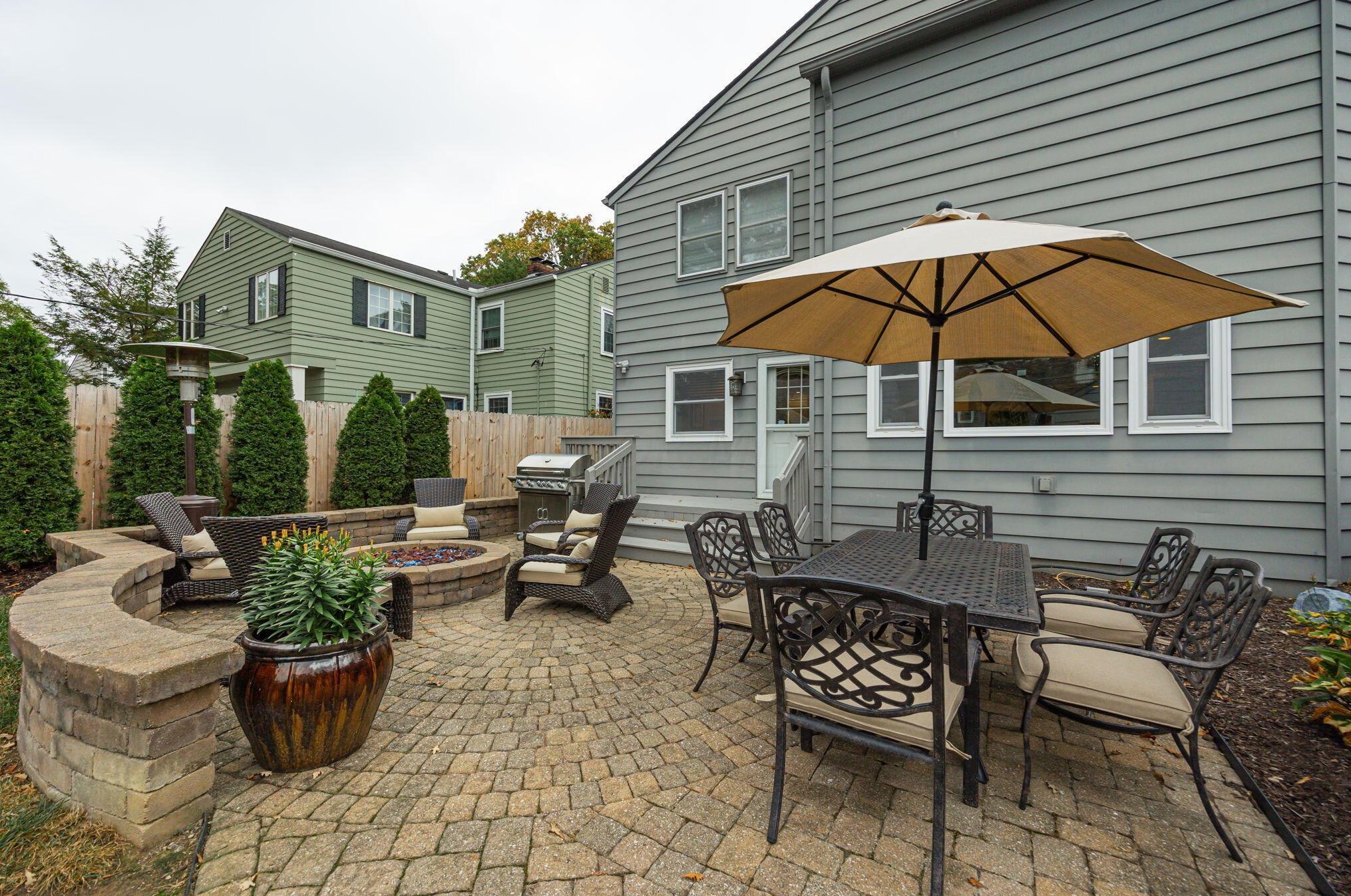 204 Remington Rd, Columbus OH 43209-2461 exterior