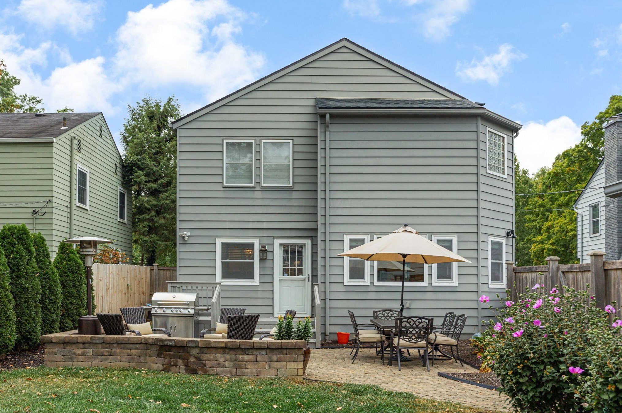 204 Remington Rd, Columbus OH 43209-2461 exterior