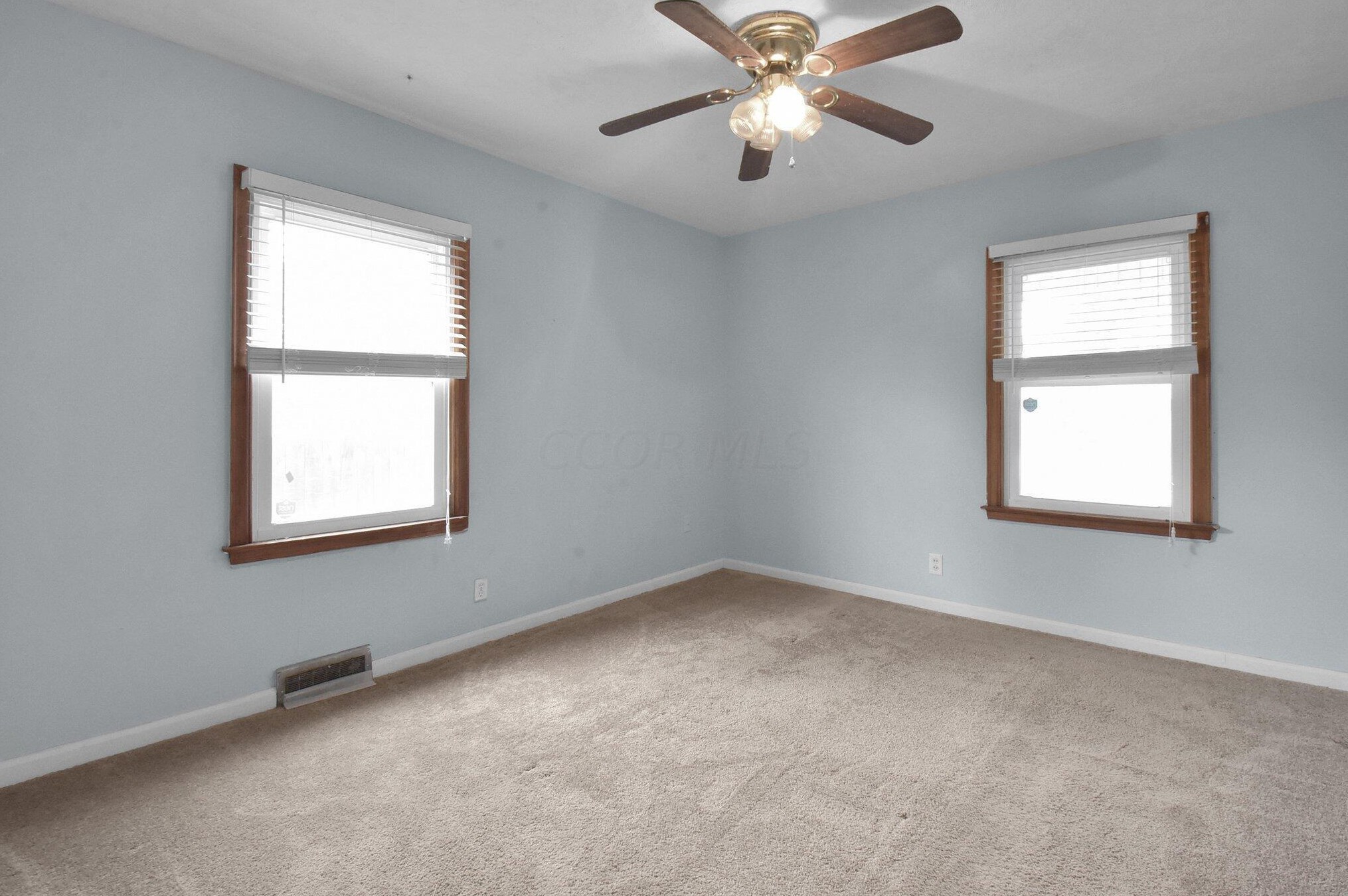 1454 Lockbourne Rd, Columbus OH 43206-3736 exterior