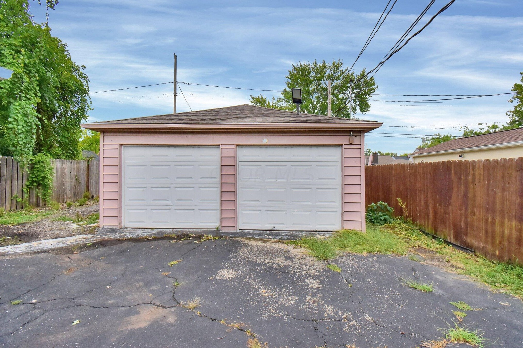 1454 Lockbourne Rd, Columbus OH 43206-3736 exterior