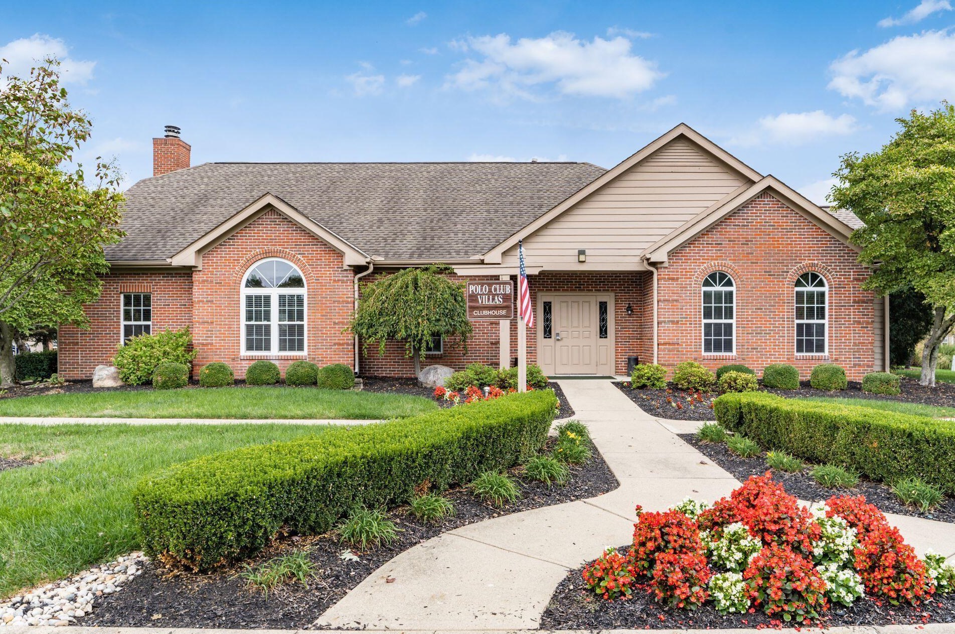 558 Dandy Brush Ln, Columbus OH  43230-6821 exterior