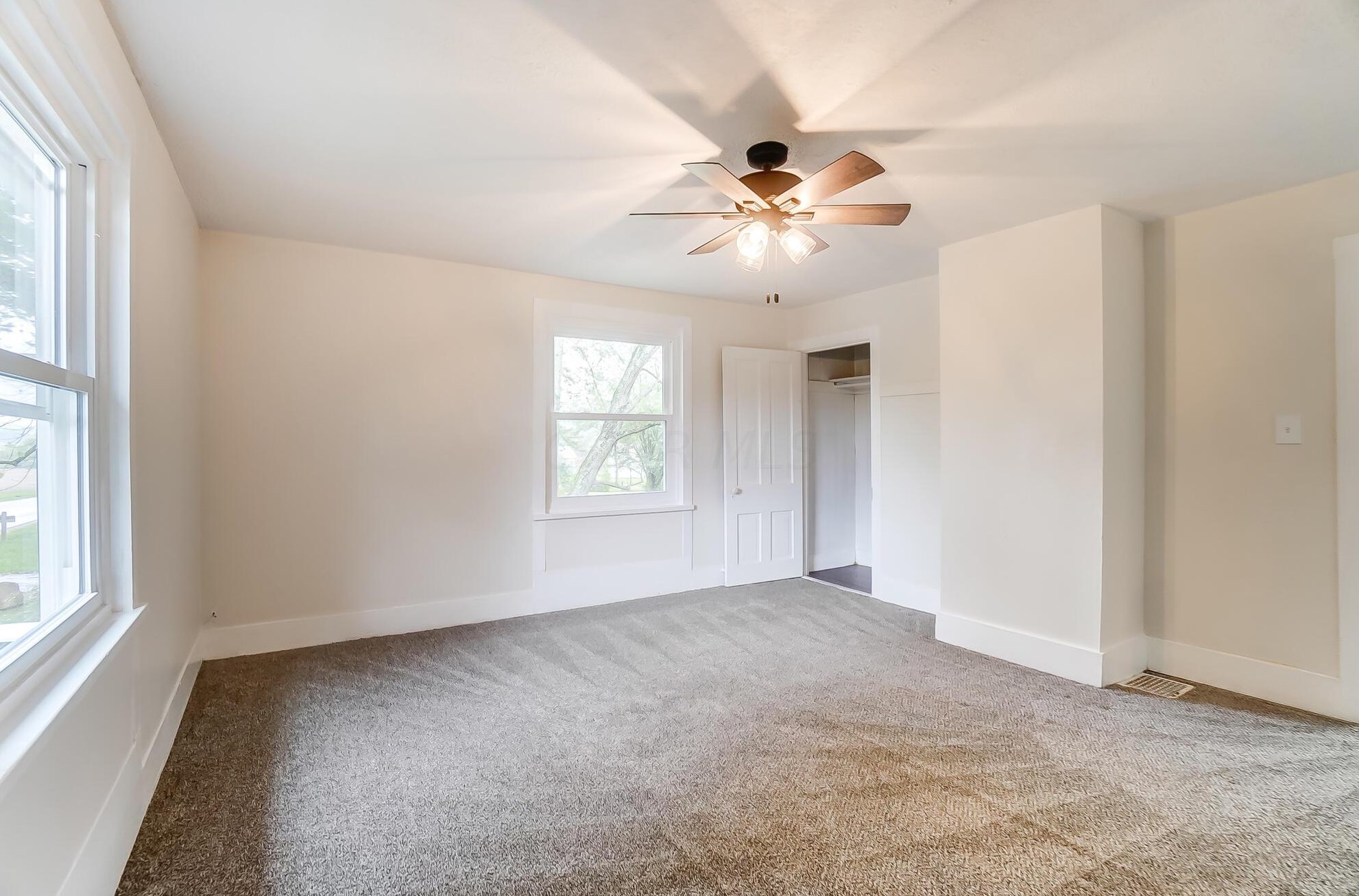 10631 Morse Rd, Pataskala OH 43062-8692 exterior