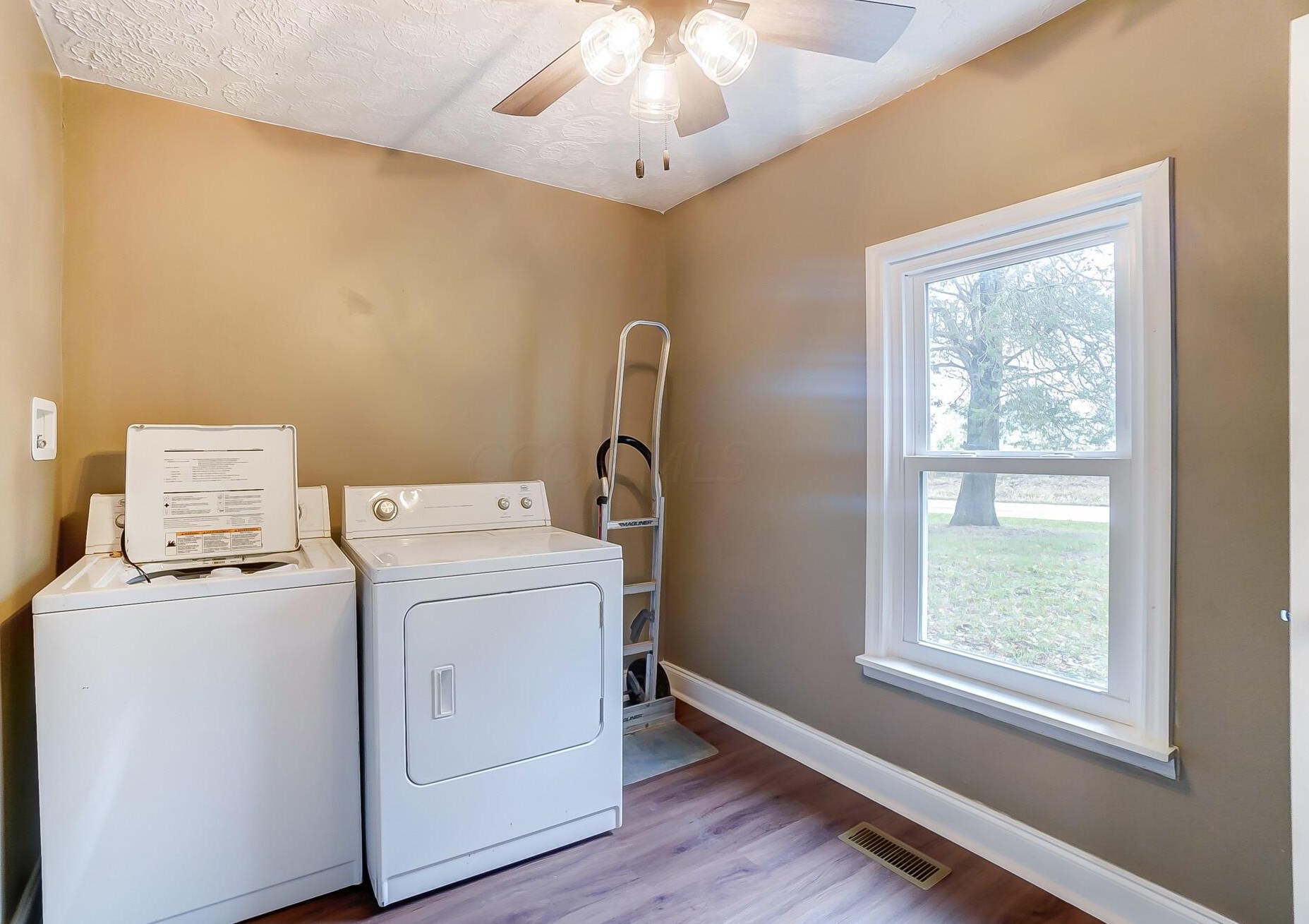 10631 Morse Rd, Pataskala OH 43062-8692 exterior