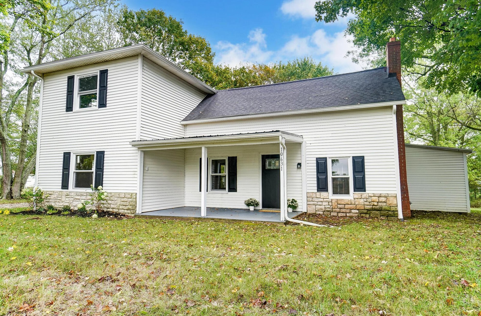 10631 Morse Rd, Pataskala OH 43062-8692 exterior