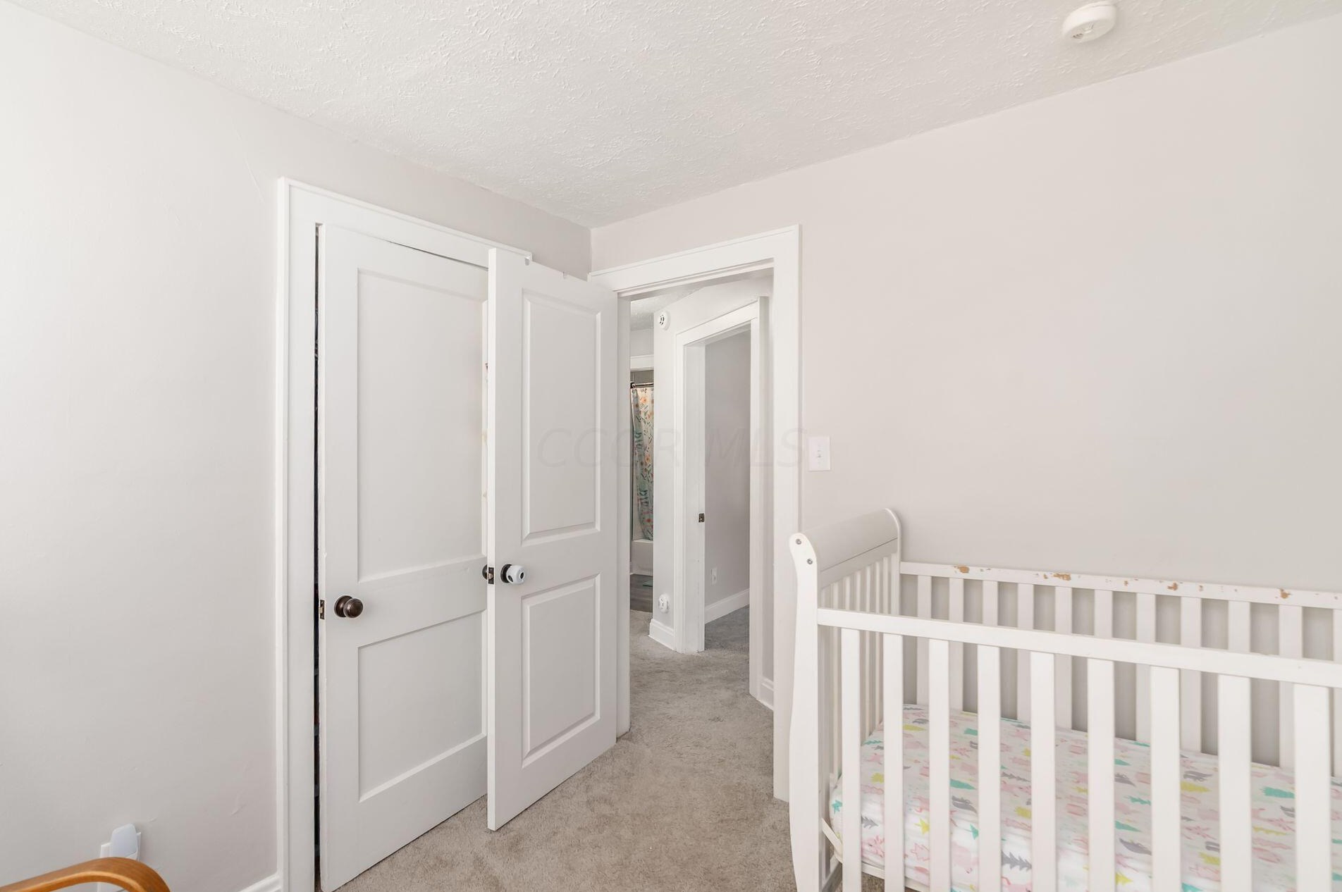 1586 Briarwood Ave, Columbus OH 43211-1502 exterior