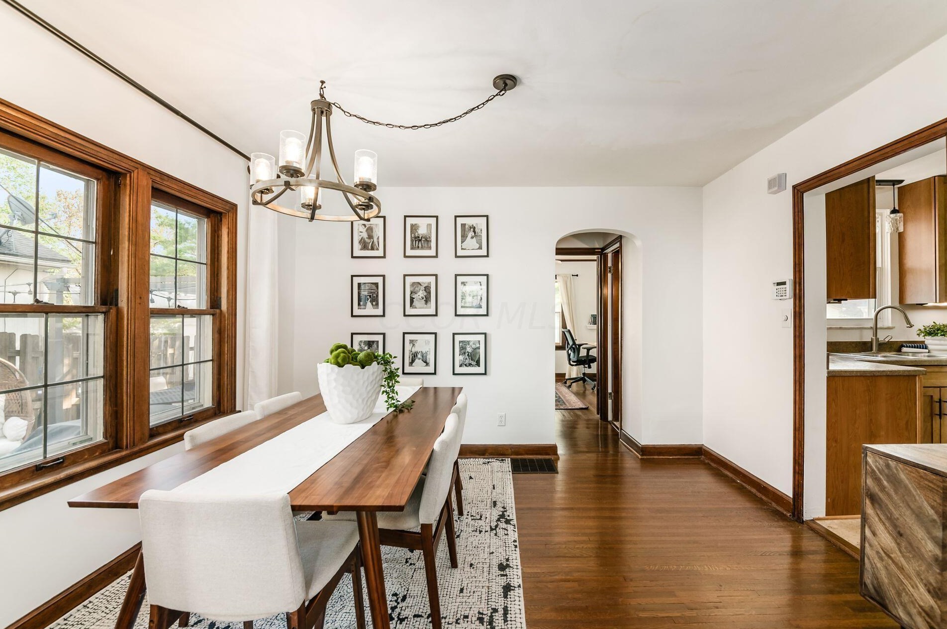 233 Richards Rd, Columbus OH 43214-3738 exterior