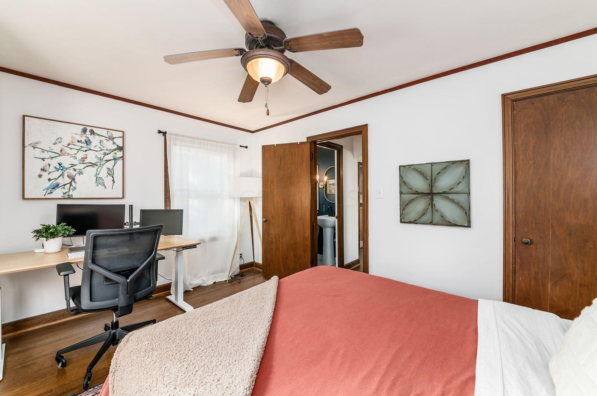 233 Richards Rd, Columbus OH 43214-3738 exterior