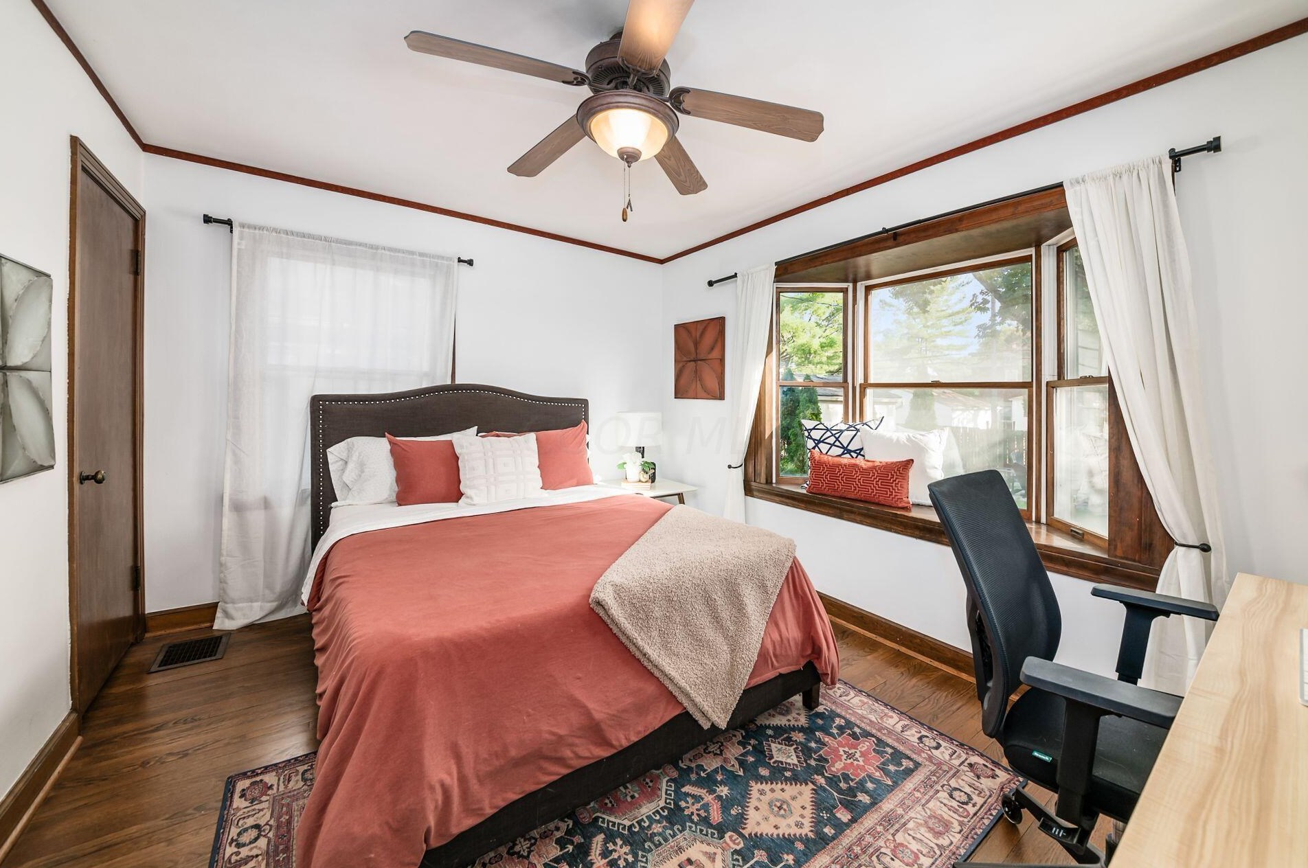 233 Richards Rd, Columbus OH 43214-3738 exterior