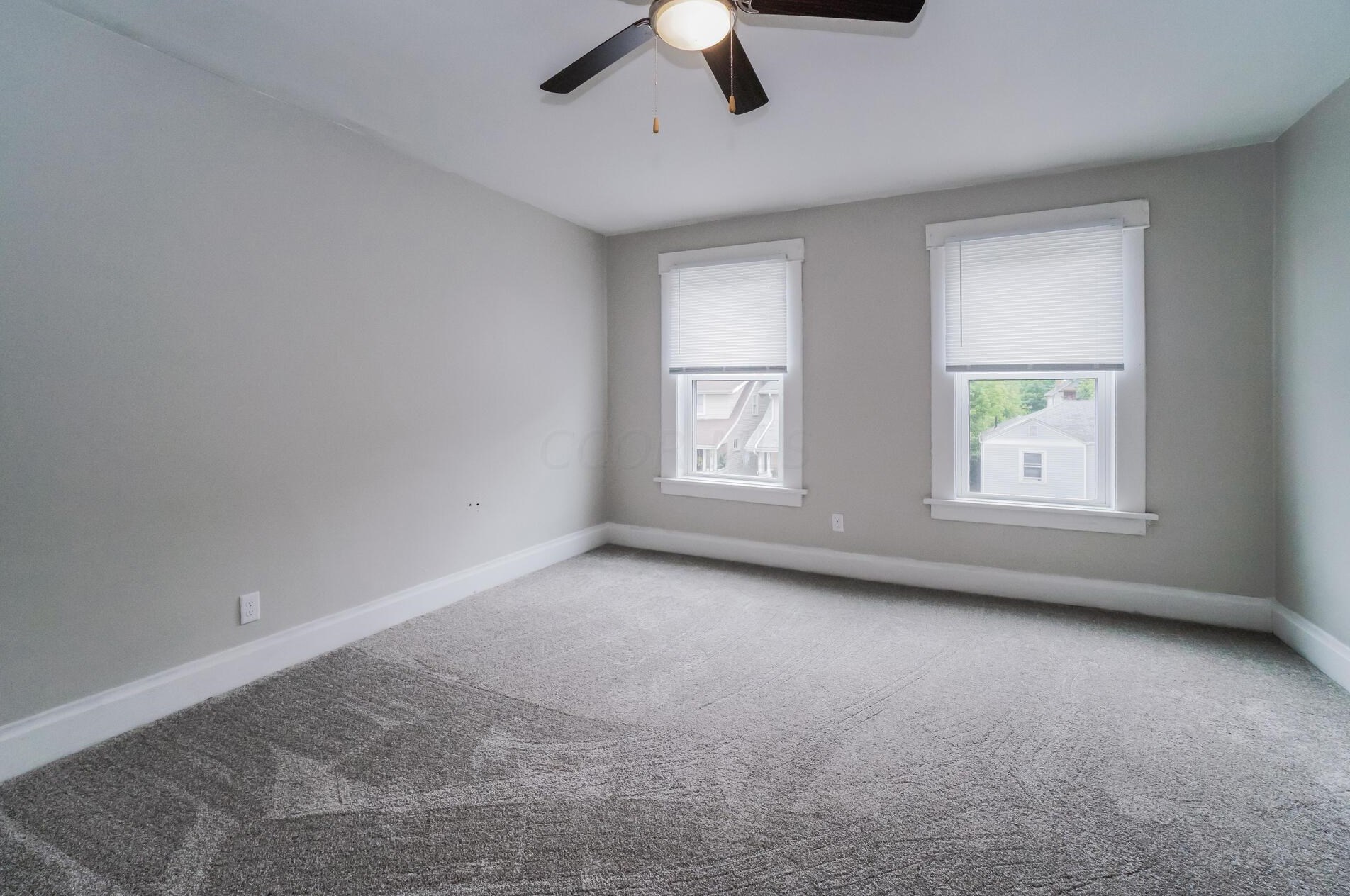 333 Eureka Ave, Columbus OH 43204-3720 exterior