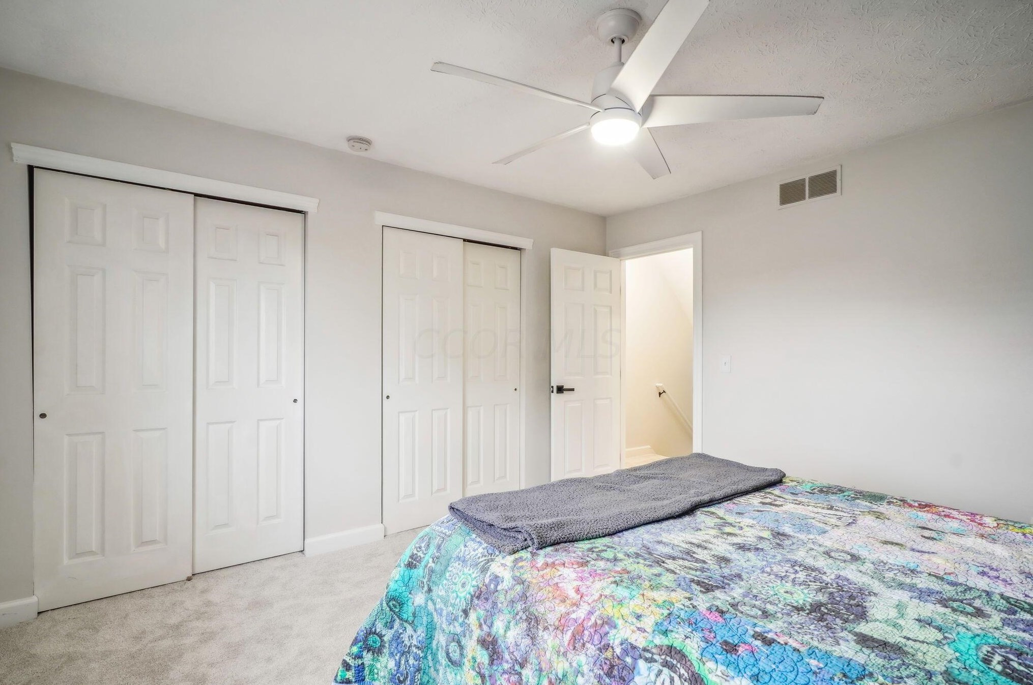 1227 Weybridge Rd, Columbus OH 43220-8102 exterior