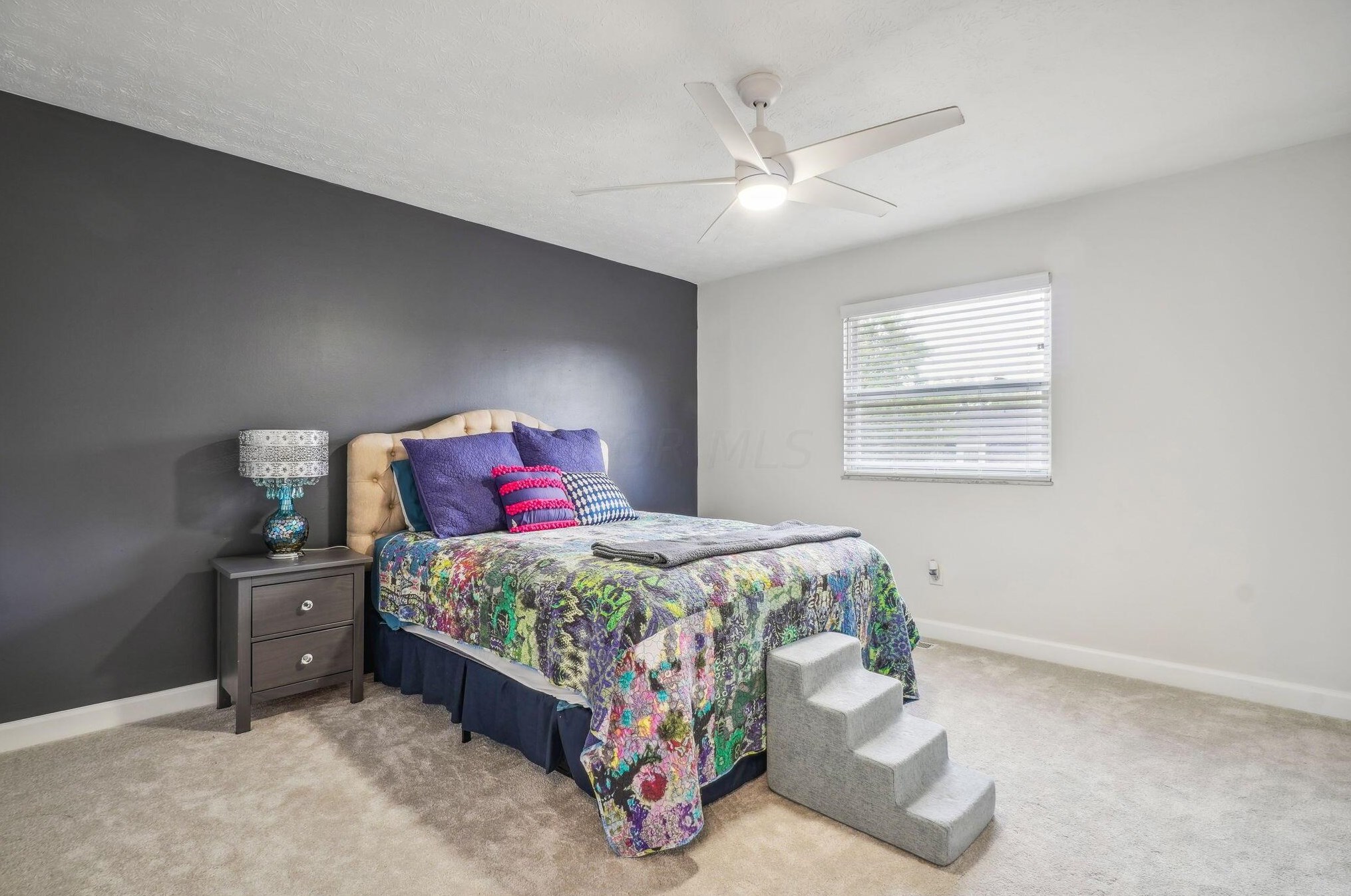 1227 Weybridge Rd, Columbus OH 43220-8102 exterior