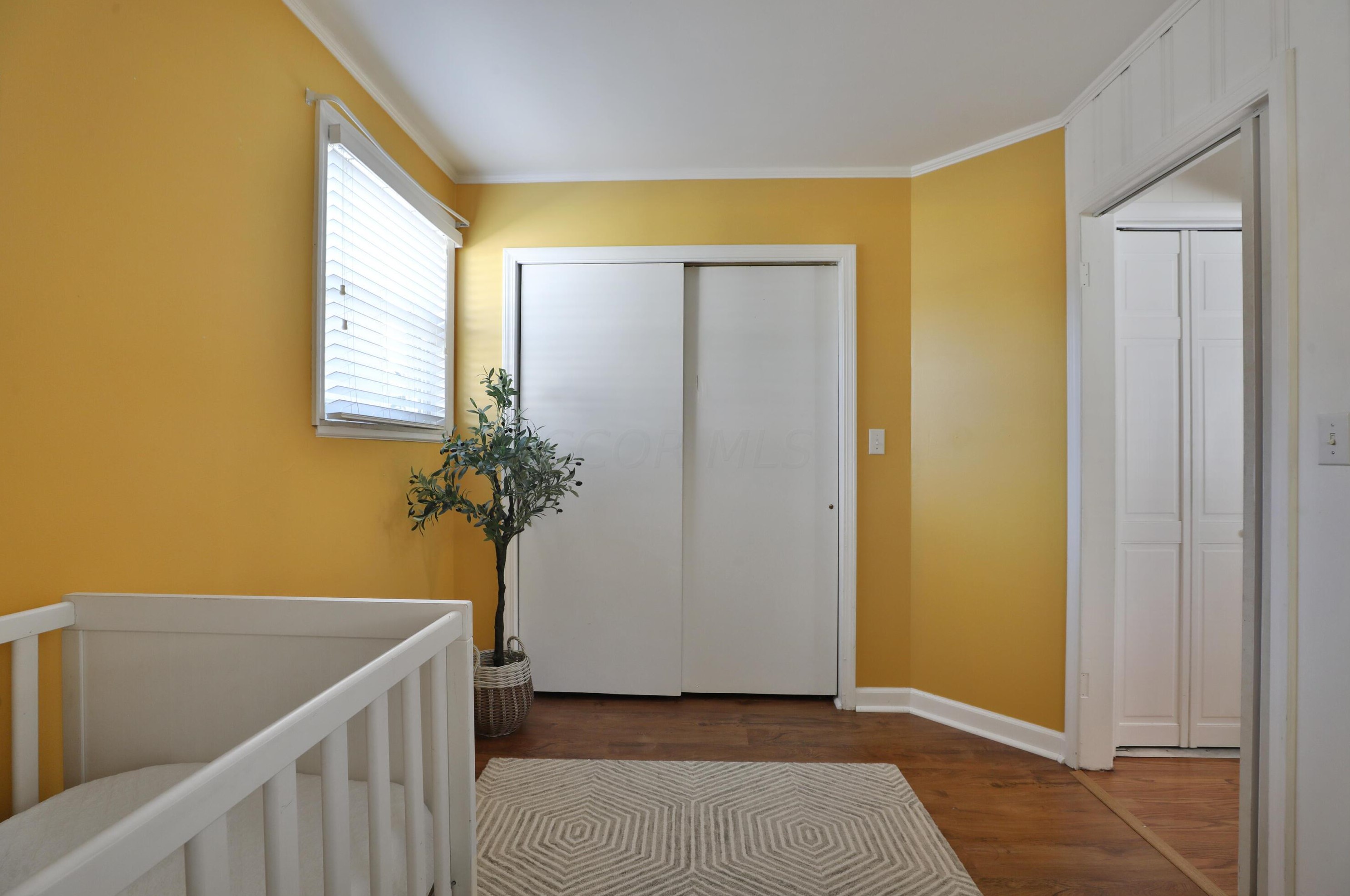 350 Weisheimer Rd, Columbus OH 43214-2150 exterior