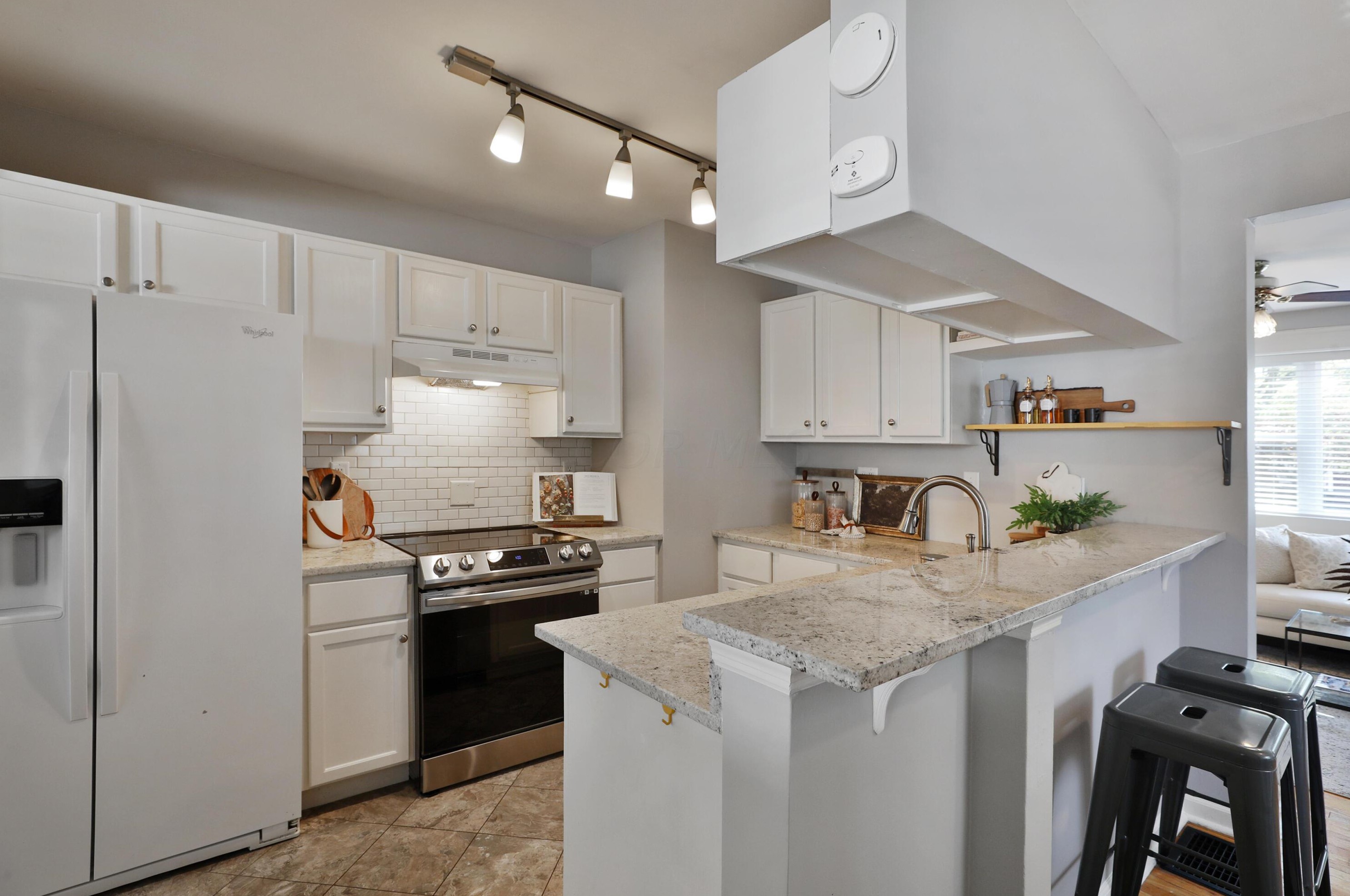 350 Weisheimer Rd, Columbus OH 43214-2150 exterior