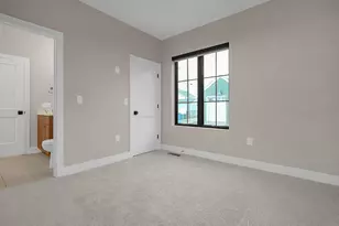 1081 W 3rd Ave, Columbus, OH 43212 - Photo 13