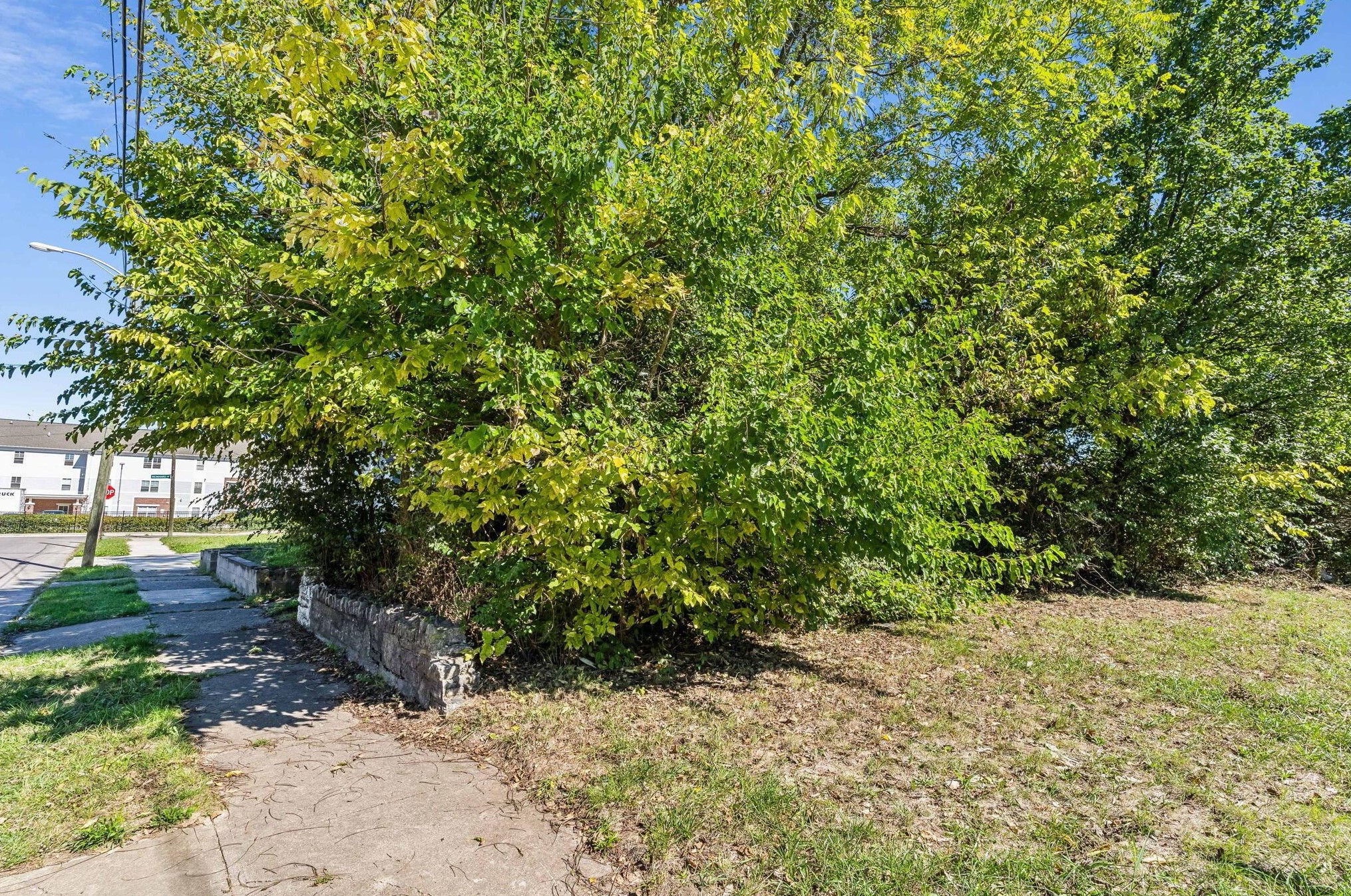 1058 Heyl Ave, Columbus OH 43206-2983 exterior