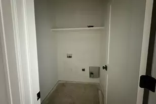 1083 W 3rd Ave, Columbus, OH 43212 - Photo 11