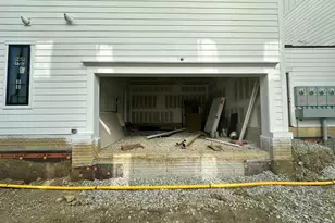 1083 W 3rd Ave, Columbus, OH 43212 - Photo 23