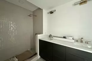 1083 W 3rd Ave, Columbus, OH 43212 - Photo 13