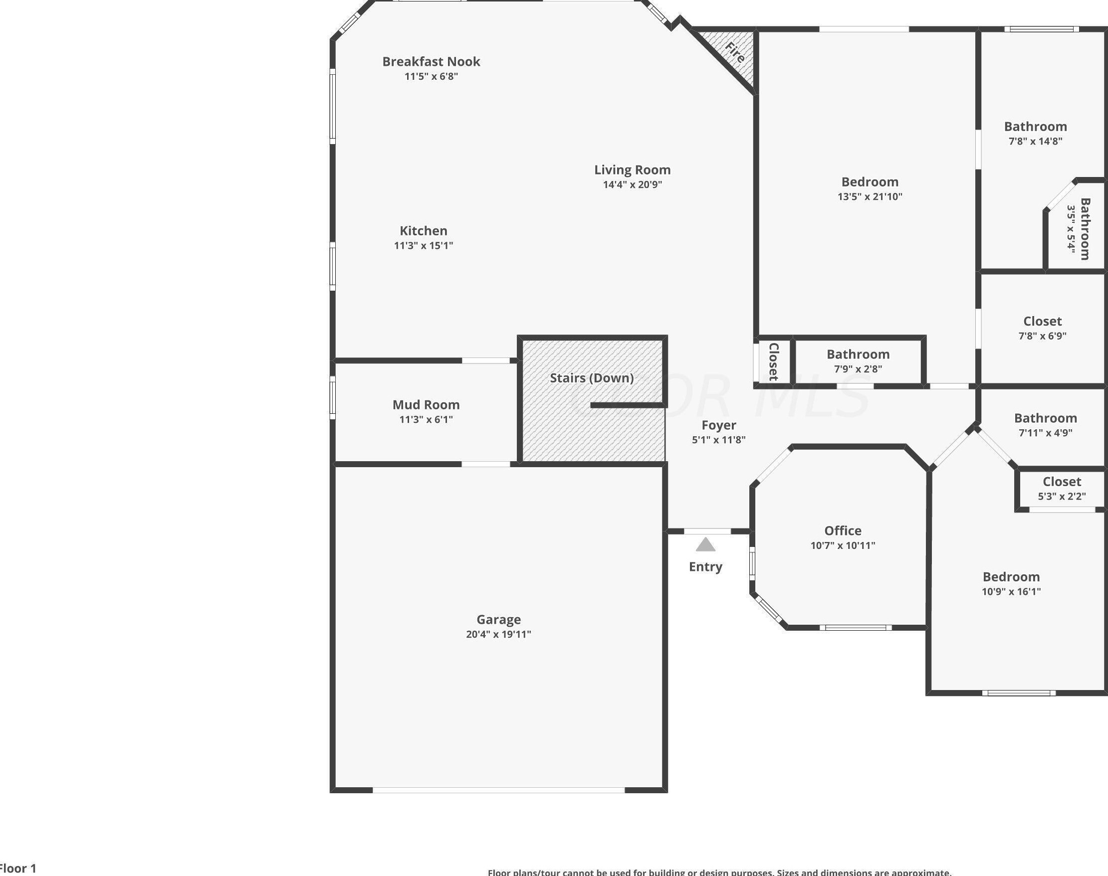 1879 Lake Shore Dr, Columbus OH 43204-4964 exterior