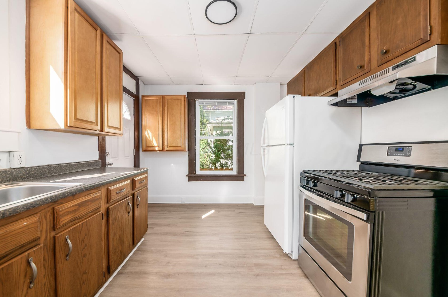 2243 Smt St, Columbus OH 43201-2106 exterior