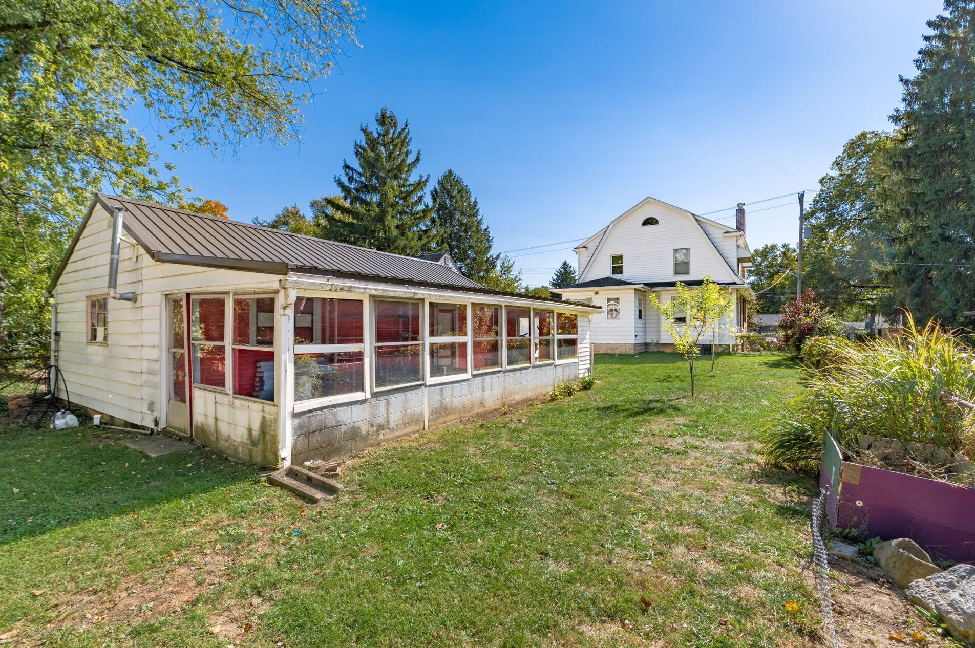 1780 Cooke Rd, Columbus OH 43214-3169 exterior