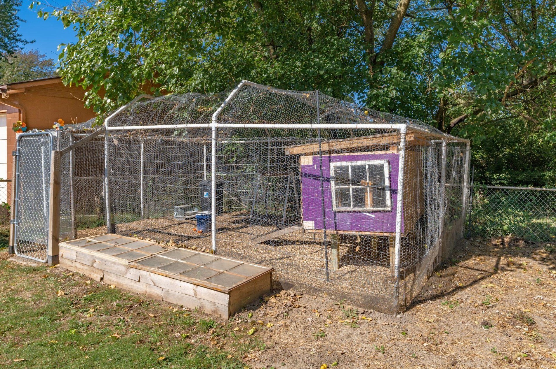 1780 Cooke Rd, Columbus OH 43214-3169 exterior