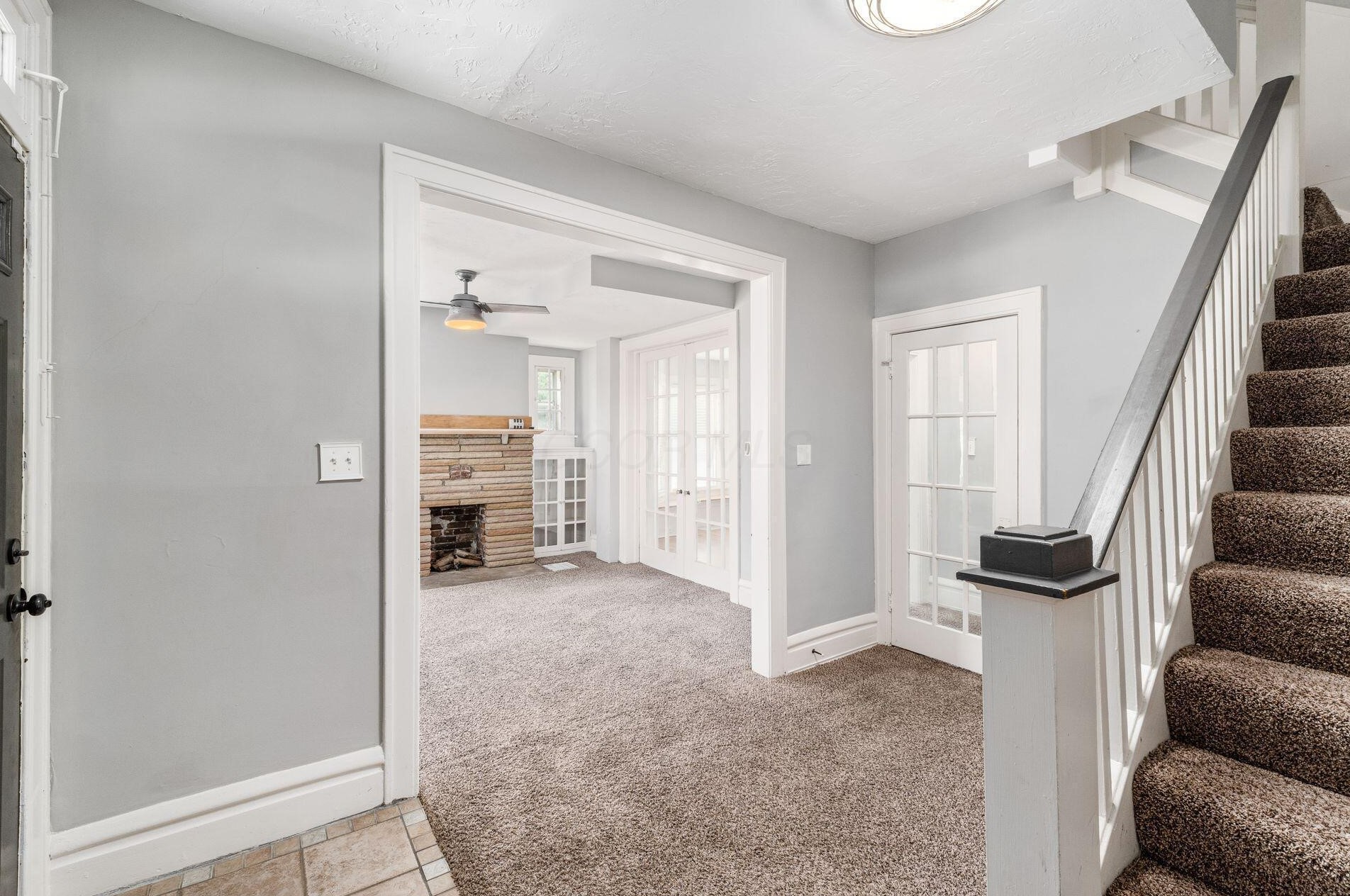 2339 Smt St, Columbus OH 43202-3111 exterior