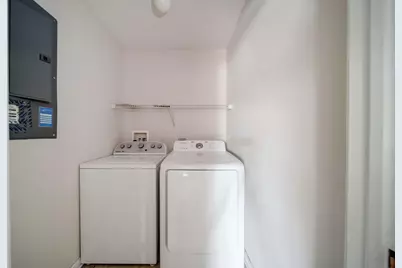 1109 Fairwood Avenue, Columbus, OH 43206 - Photo 15