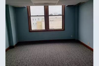 201 S Broad Street, Lancaster, OH 43130 - Photo 9