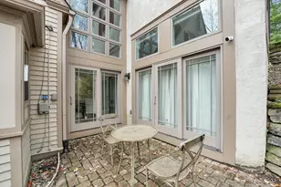 296 Walhalla Rd, Columbus, OH 43202 - Photo 57