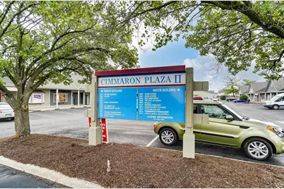 6800 Caine Road, Columbus, OH 43235 - Photo 3