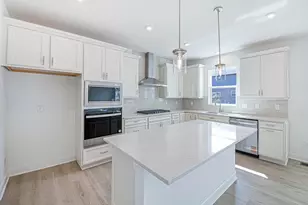 241 Figleaf Ln, Marysville, OH 43040 - Photo 3